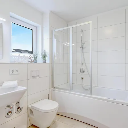 Semesterbostad Nice Home In Ostseeresort Olpenitz With Sauna